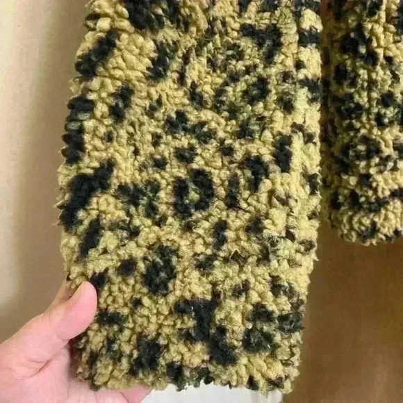 Madewell Full Zip Leopard Animal Print Sherpa Jacket XS 2 Front Pockets Soft - Picture 10 of 11